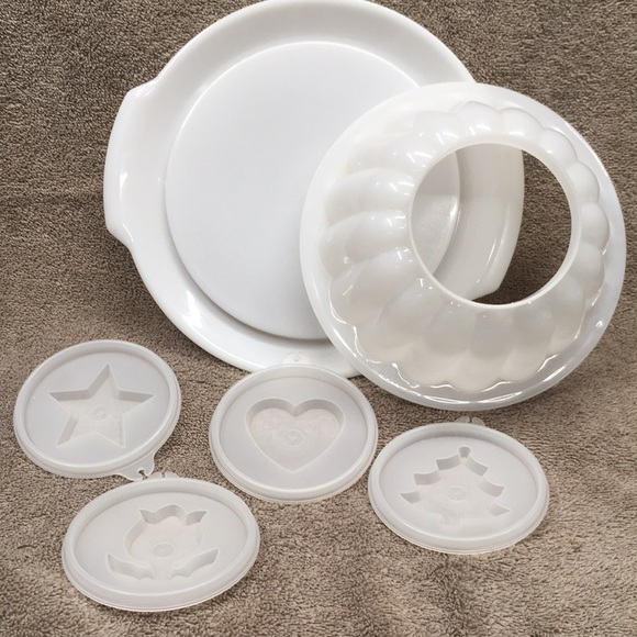 Complete Tupperware Jello molds with tops & tray